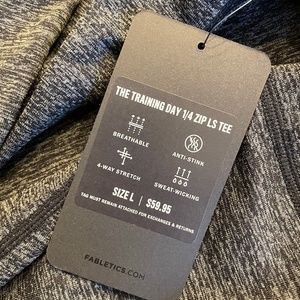 Fabletics Mens The Training Day 1/4 Zip Long Sleeve Workout T-Shirt Large